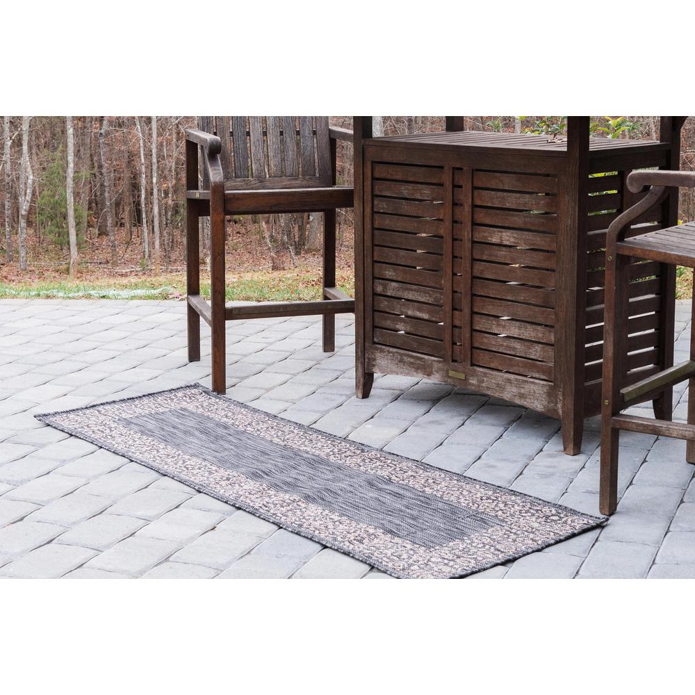 Outdoor Floral Border Rug, Charcoal Gray (2' 0 x 6' 0). Picture 3