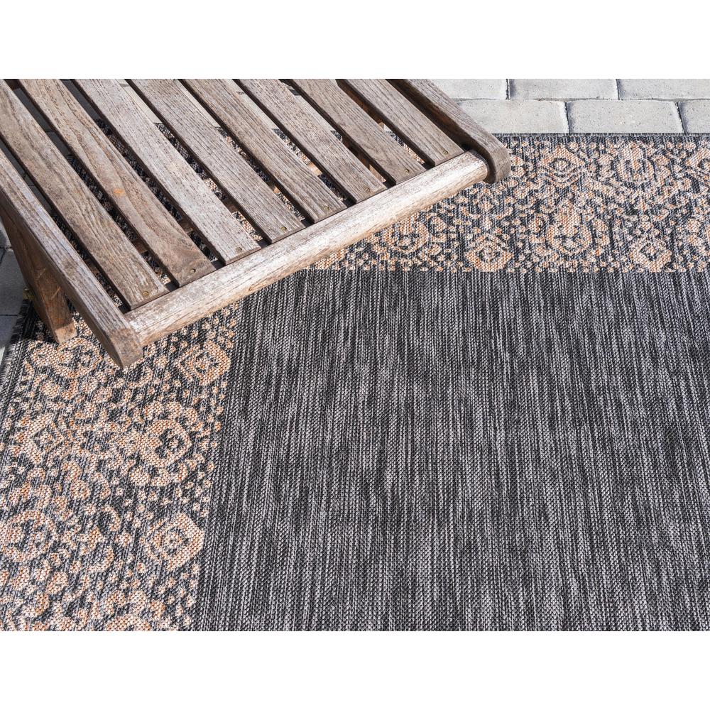 Outdoor Floral Border Rug, Charcoal Gray (4' 0 x 4' 0). Picture 5