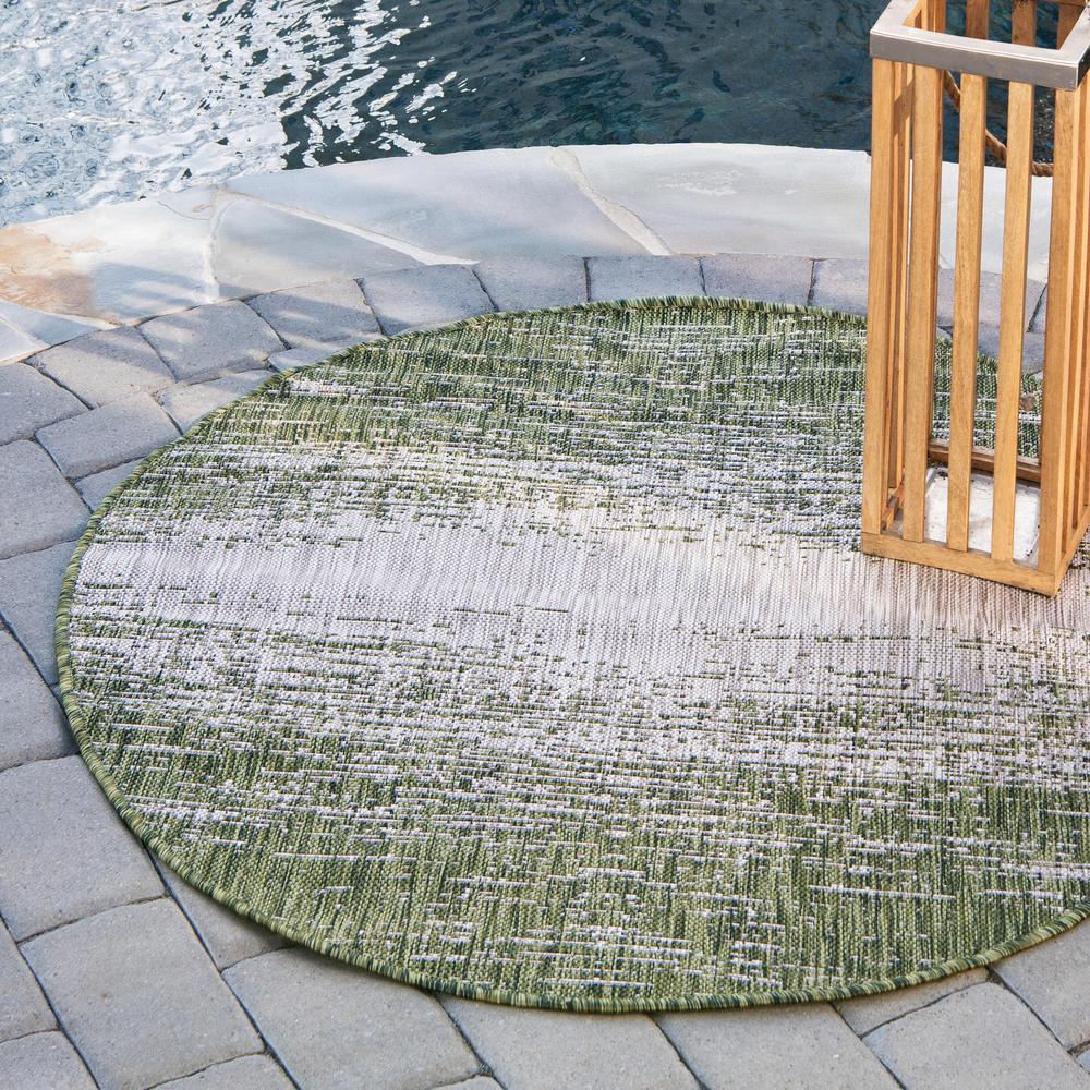 Outdoor Ombre Rug, Green (4' 0 x 4' 0). Picture 2