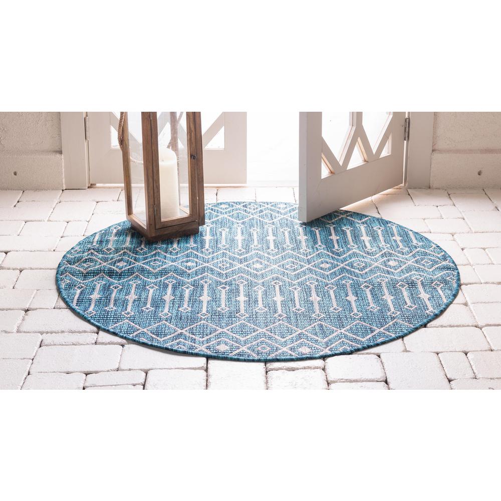 Outdoor Tribal Trellis Rug, Teal/Gray (4' 0 x 4' 0). Picture 3