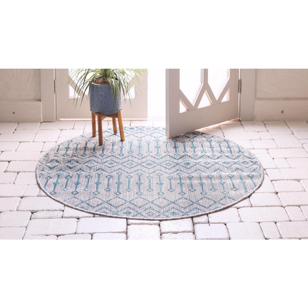 Outdoor Tribal Trellis Rug, Gray/Teal (4' 0 x 4' 0). Picture 3