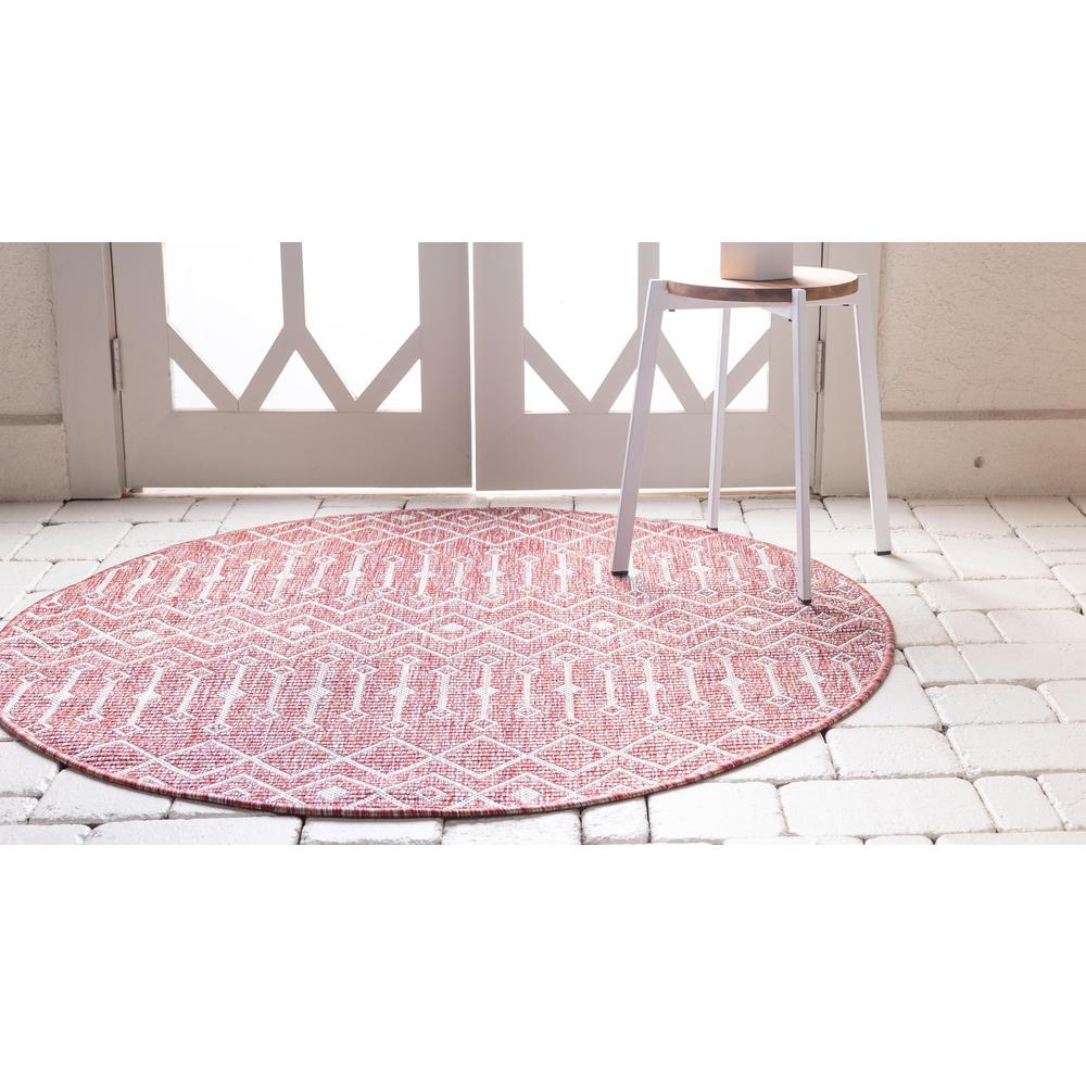 Outdoor Tribal Trellis Rug, Rust Red/Gray (4' 0 x 4' 0). Picture 4