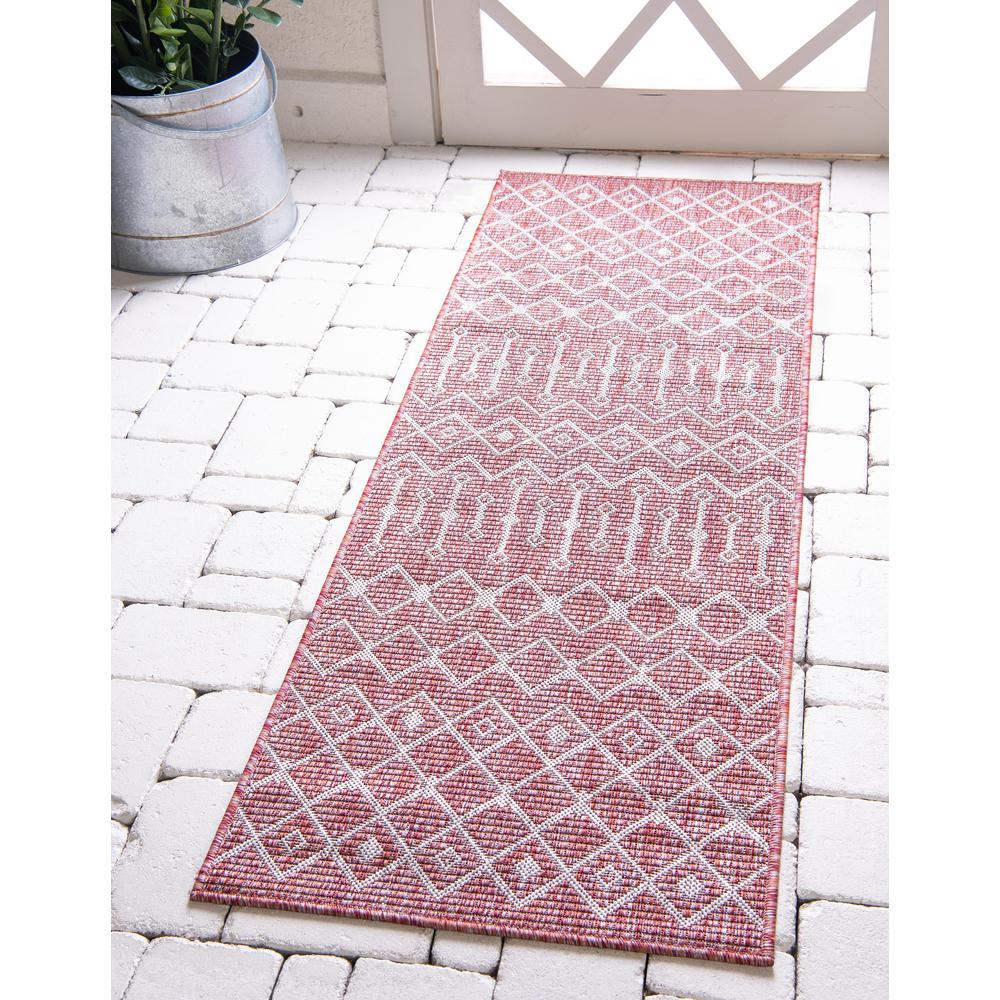 Outdoor Tribal Trellis Rug, Rust Red/Gray (2' 0 x 6' 0). Picture 2