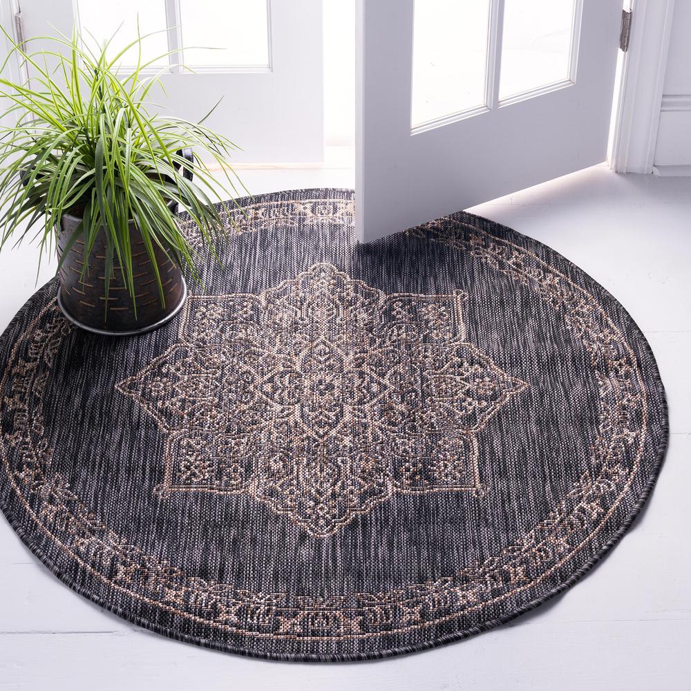 Outdoor Antique Rug, Charcoal Gray (4' 0 x 4' 0). Picture 2