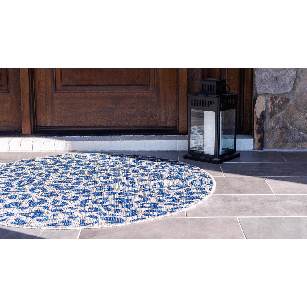 Outdoor Leopard Rug, Blue (4' 0 x 4' 0). Picture 4