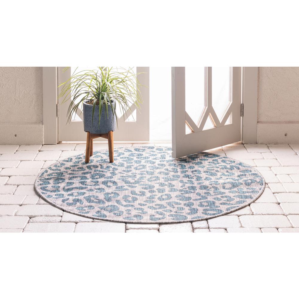 Outdoor Leopard Rug, Teal (4' 0 x 4' 0). Picture 3