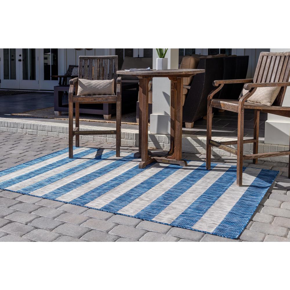 Outdoor Distressed Stripe Rug, Blue (9' 0 x 12' 0). Picture 3