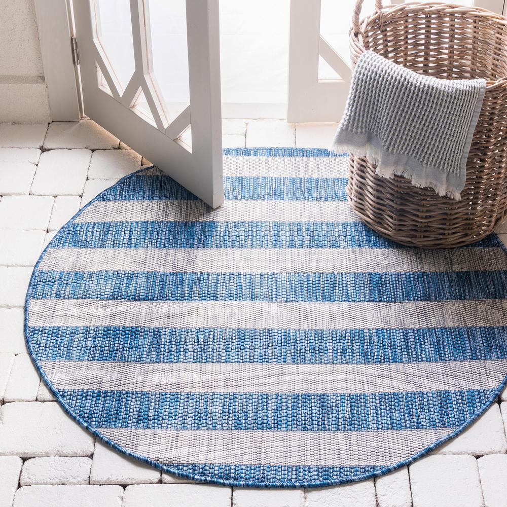 Outdoor Distressed Stripe Rug, Blue (4' 0 x 4' 0). Picture 2