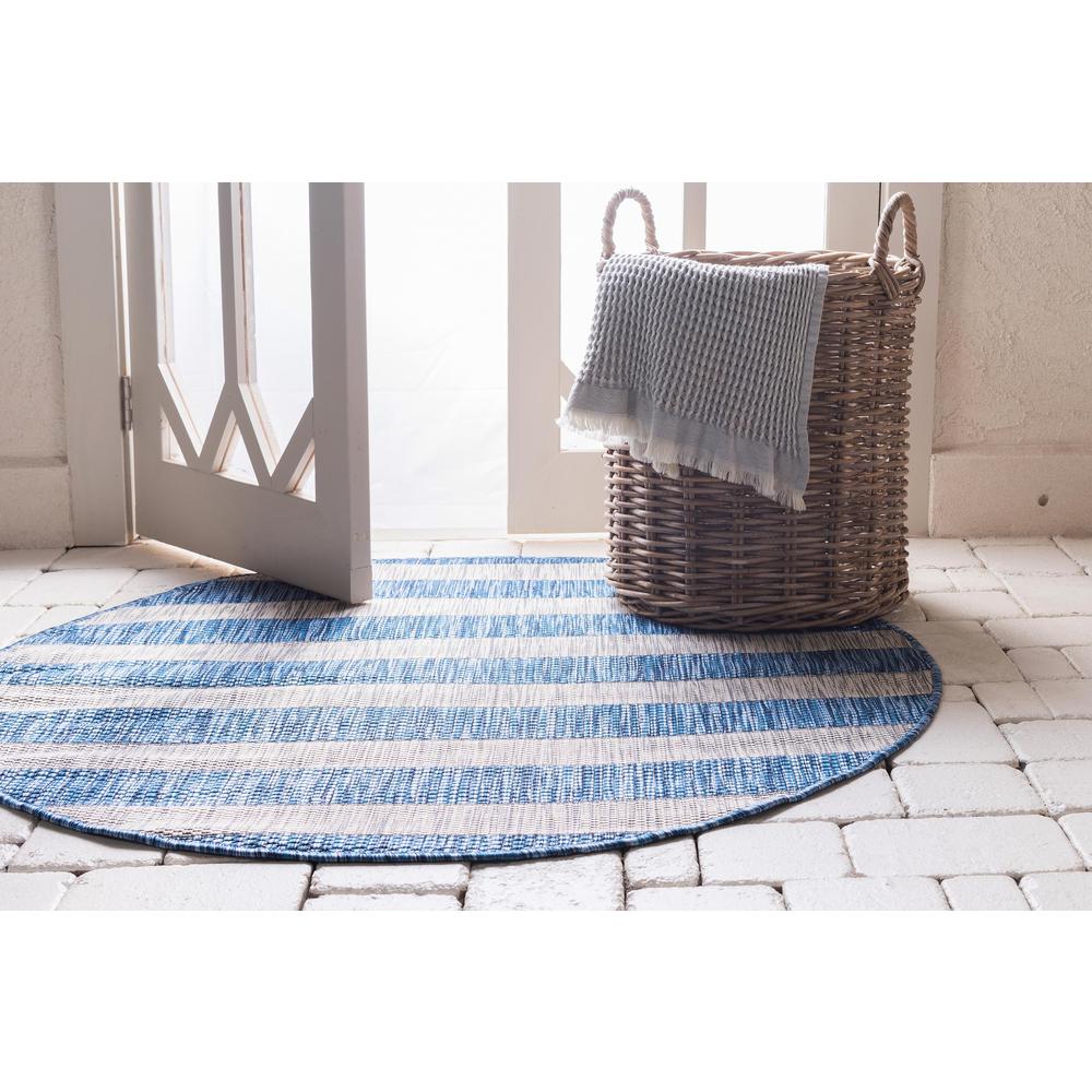 Outdoor Distressed Stripe Rug, Blue (4' 0 x 4' 0). Picture 4