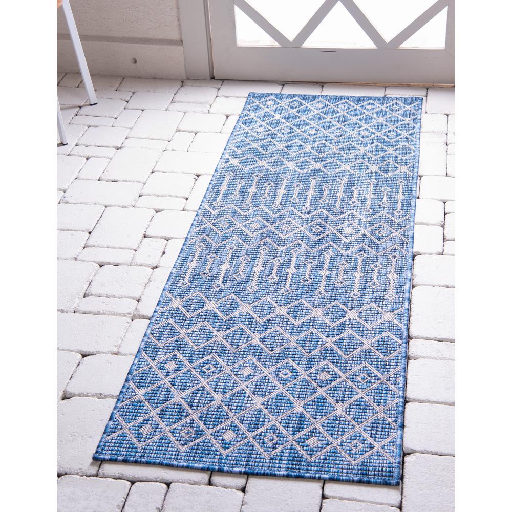 Outdoor Tribal Trellis Rug, Blue/Ivory (5' 0 x 5' 0). Picture 2