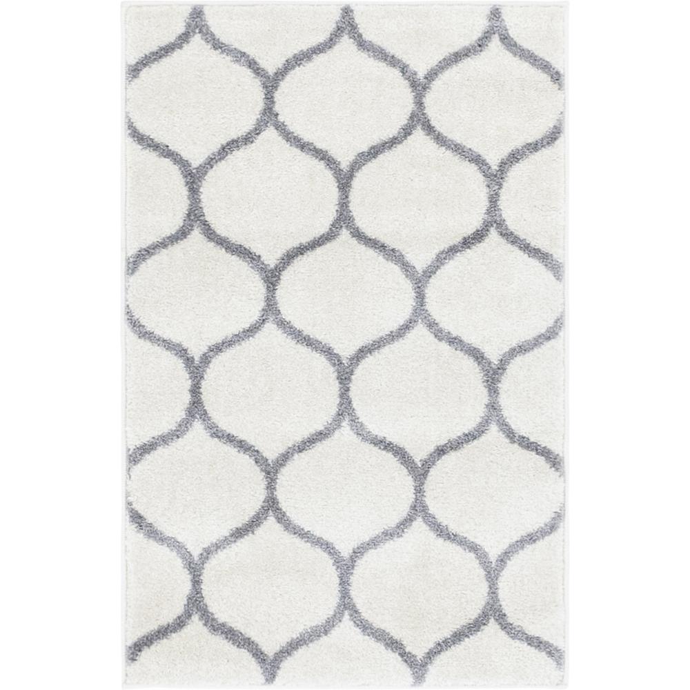 Rounded Trellis Frieze Rug, Ivory (2' 0 x 3' 0). Picture 1
