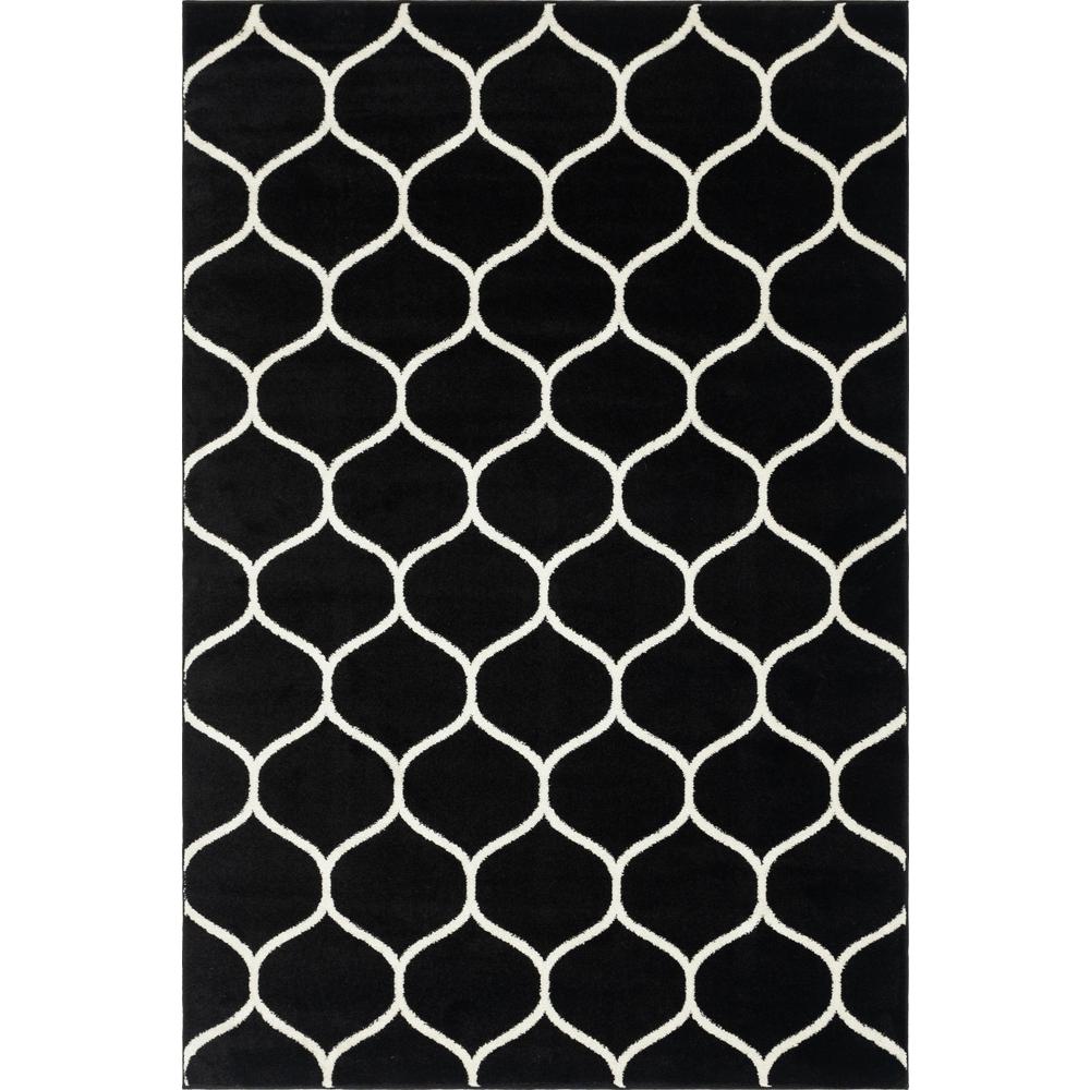 Rounded Trellis Frieze Rug, Black (6' 0 x 9' 0). Picture 1