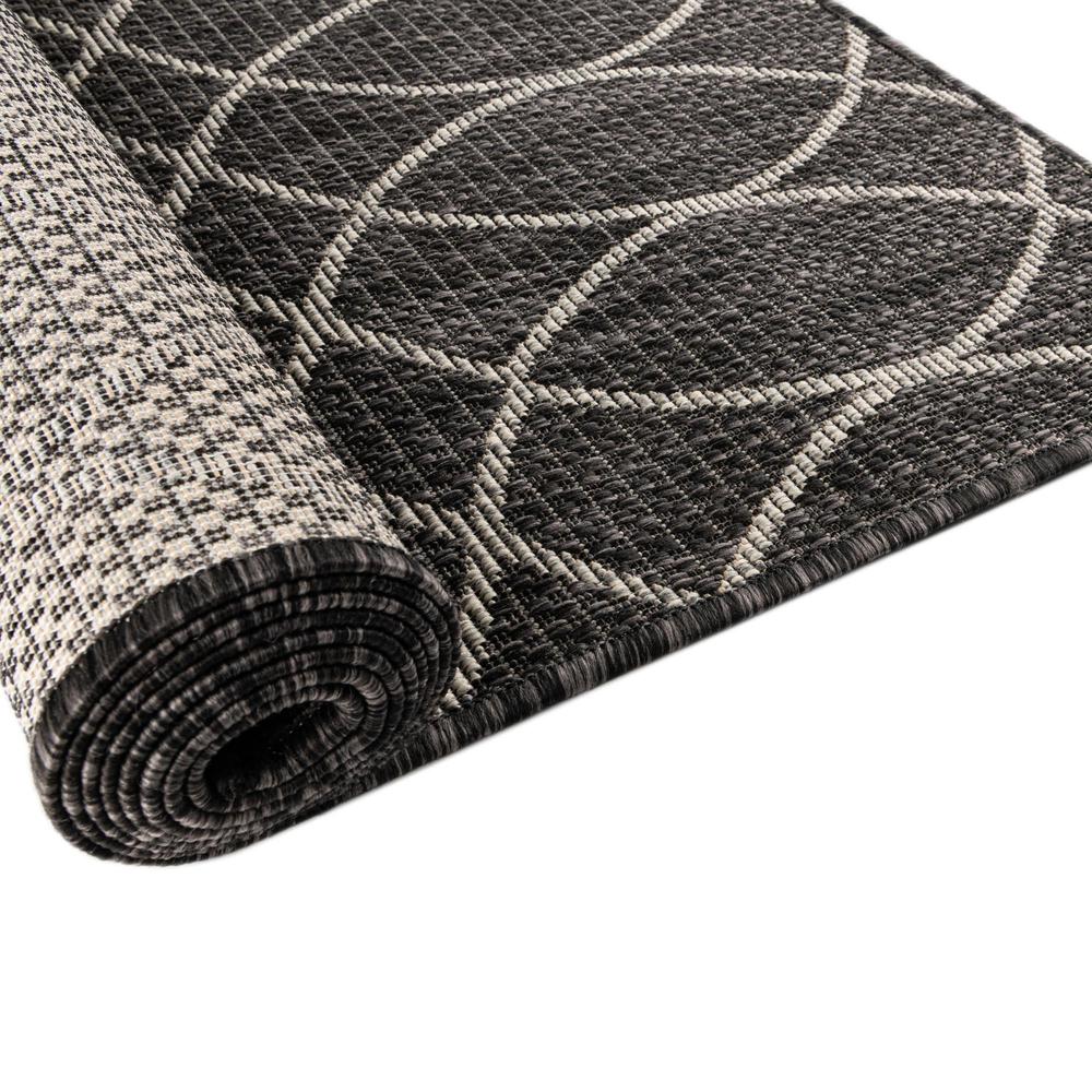 Outdoor Trellis Collection, Area Rug Charcoal, 5' 3" x 7' 10", Rectangular. Picture 4