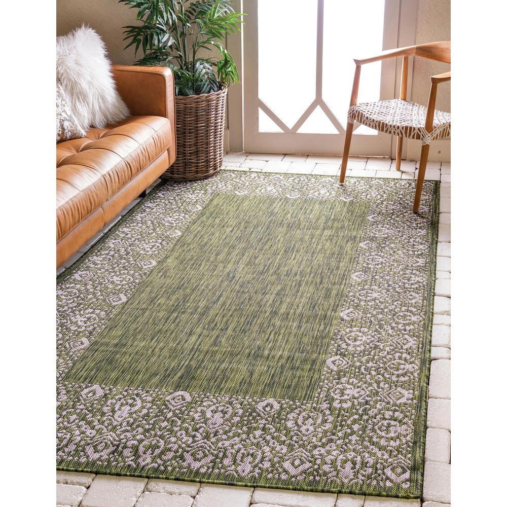 Outdoor Floral Border Rug, Green (4' 0 x 6' 0). Picture 2