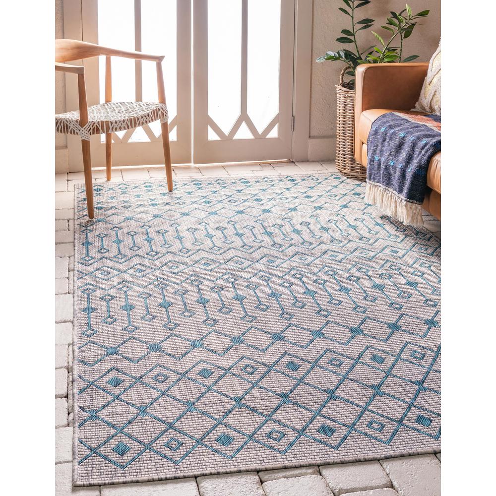 Outdoor Tribal Trellis Rug, Gray/Teal (5' 0 x 8' 0). Picture 2