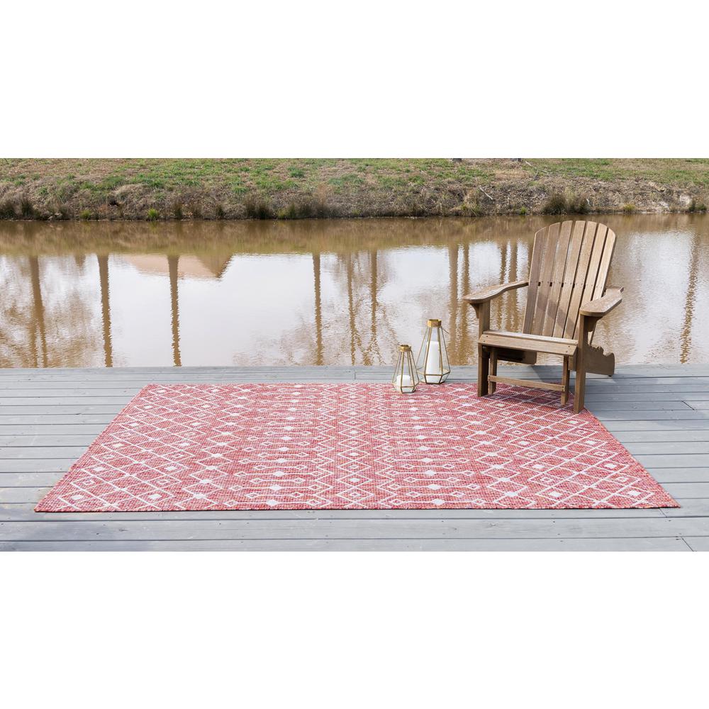 Outdoor Tribal Trellis Rug, Rust Red/Gray (6' 0 x 9' 0). Picture 4