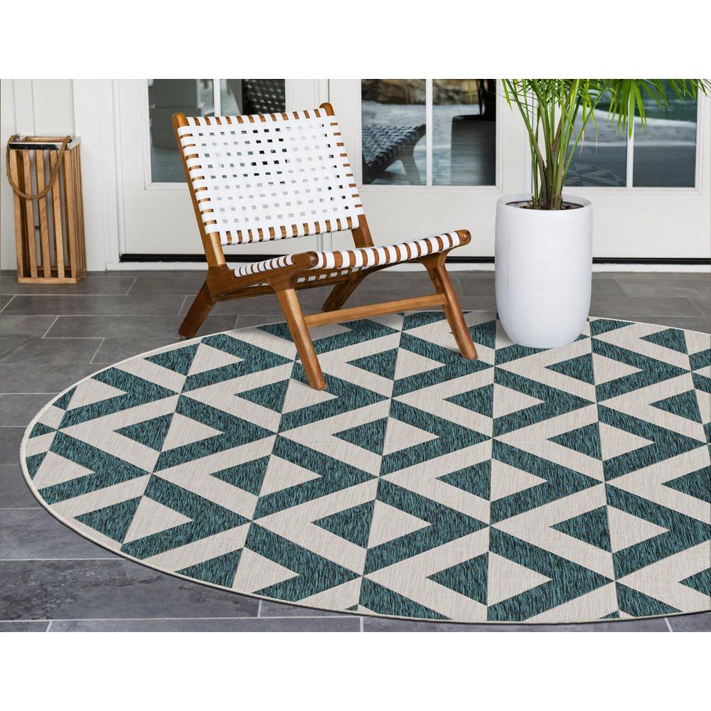 Jill Zarin Outdoor Napa Area Rug 6' 7" x 6' 7", Round Teal. Picture 3