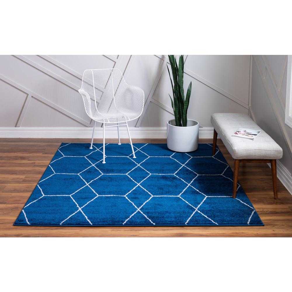 Unique Loom 7 Ft Square Rug in Navy Blue (3151597). Picture 5