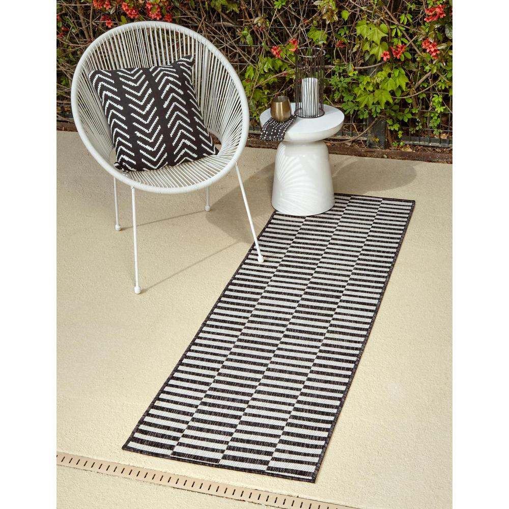Outdoor Striped Rug, Charcoal/Ivory (2' 0 x 6' 0). Picture 1