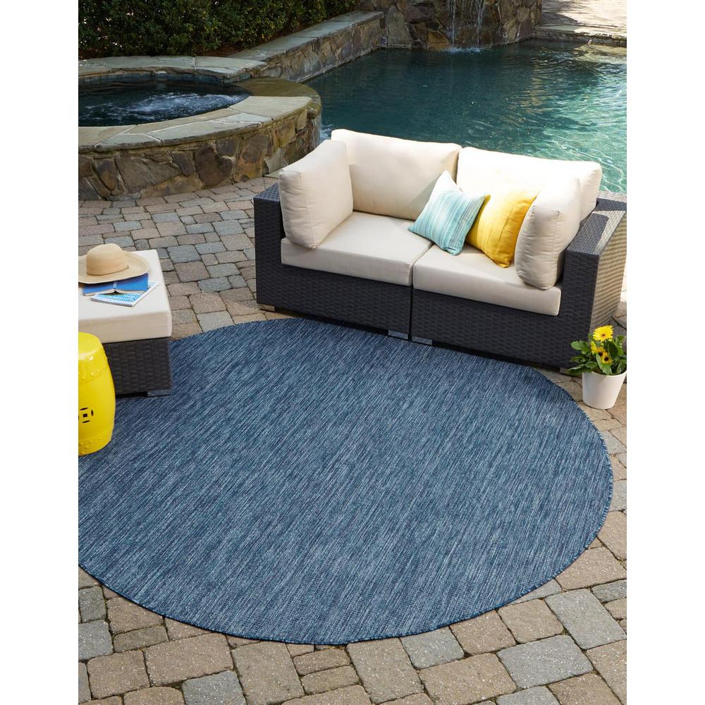Unique Loom 8 Ft Round Rug in Navy Blue (3152120). Picture 1