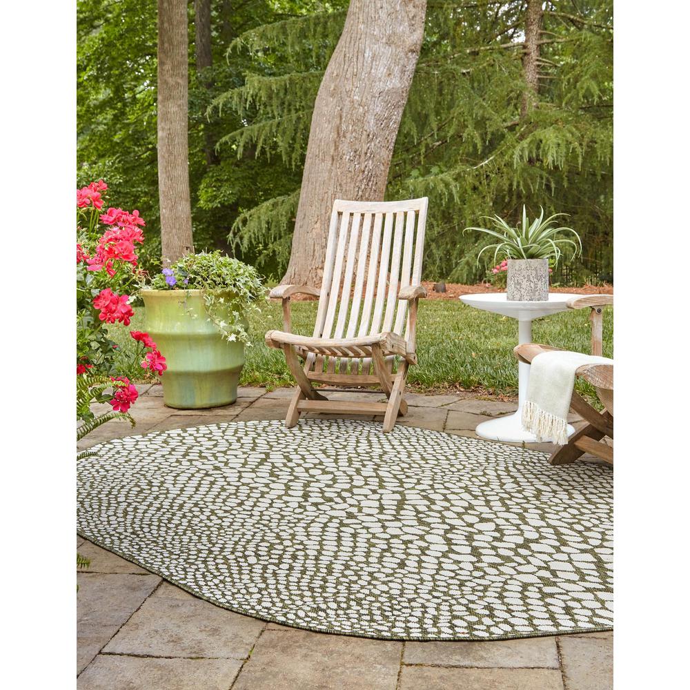 Jill Zarin Outdoor Cape Town Area Rug 5' 3" x 8' 0", Oval Green. Picture 3