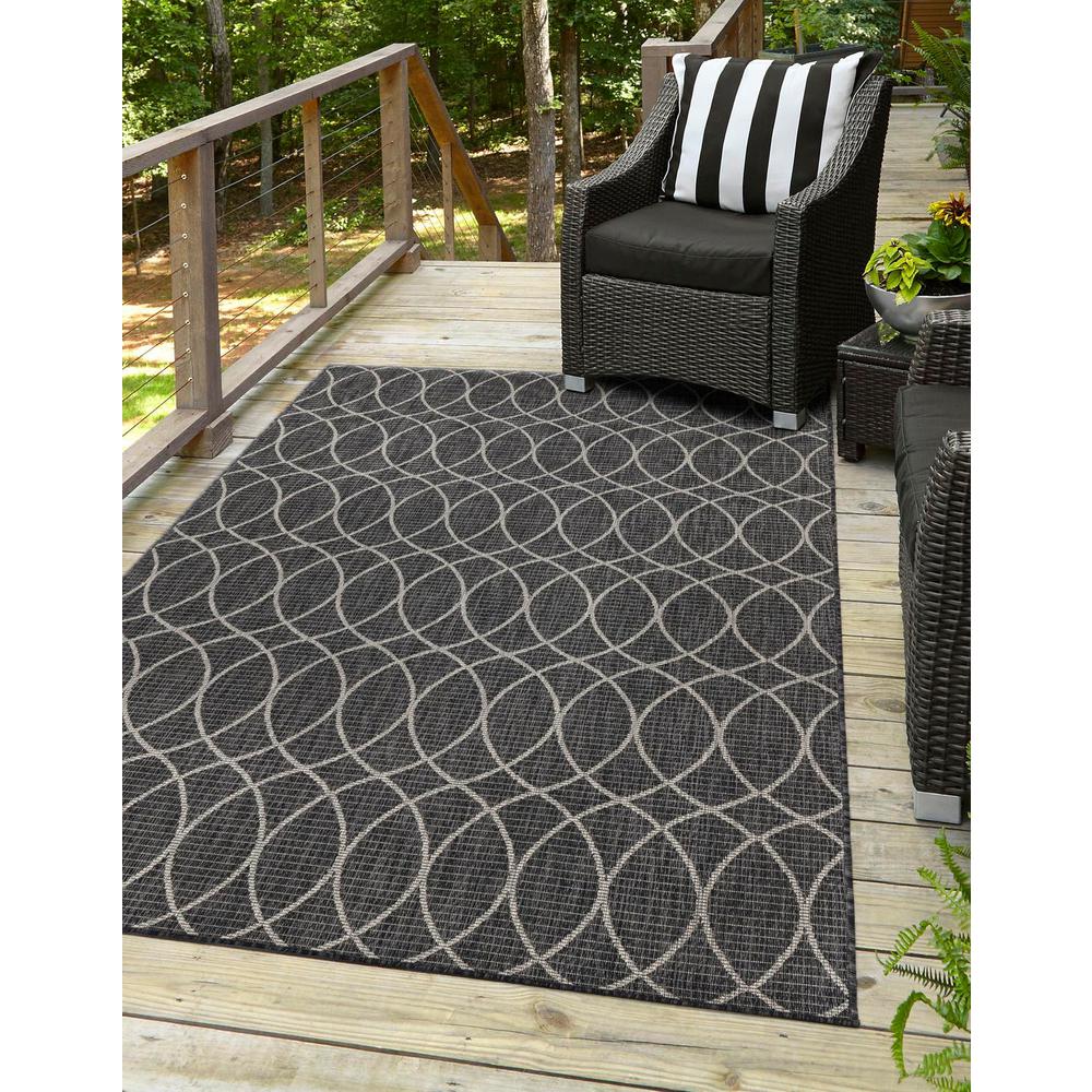 Outdoor Trellis Collection, Area Rug Charcoal, 5' 3" x 7' 10", Rectangular. Picture 2