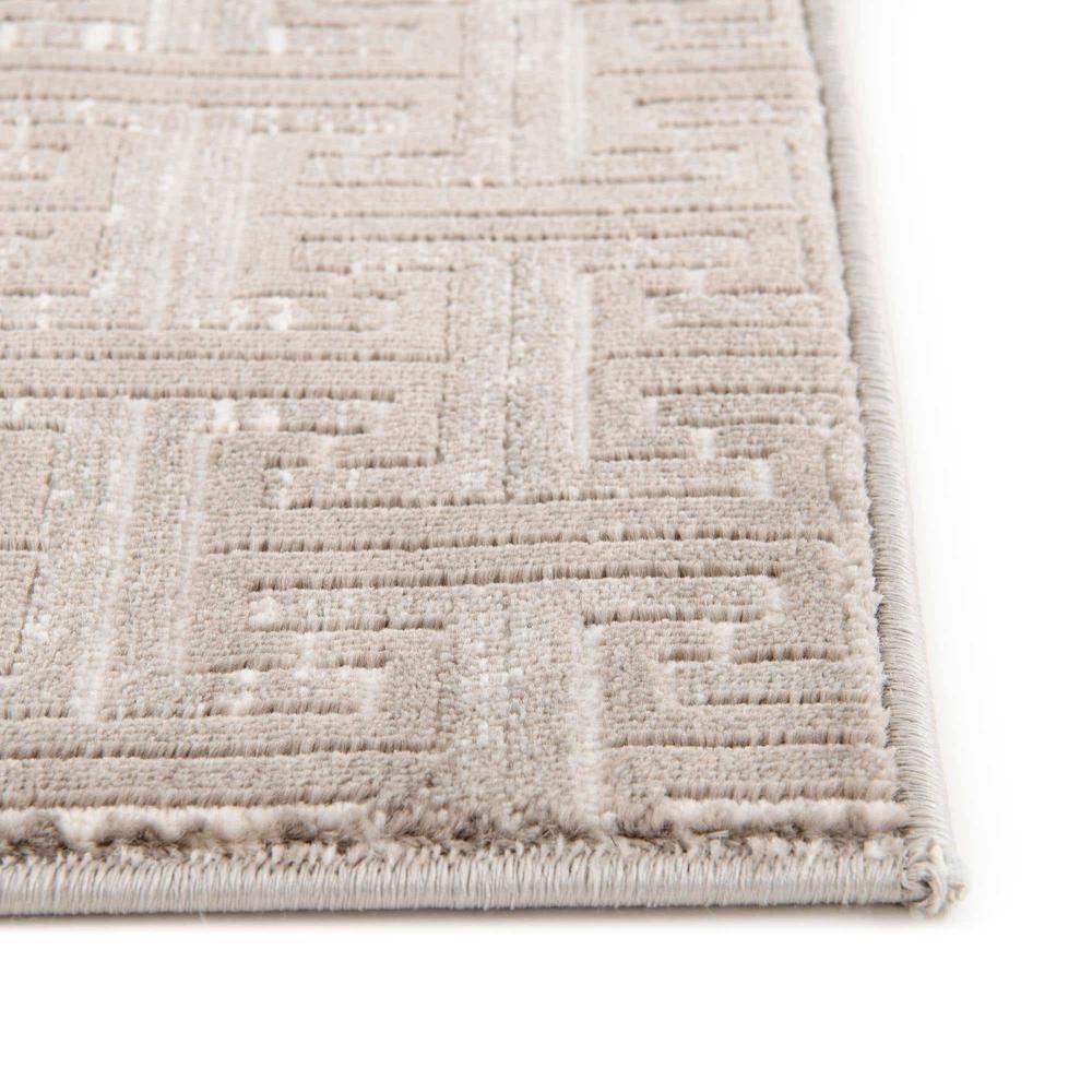 Uptown Park Avenue Area Rug 2' 7" x 8' 0", Runner Gray. Picture 7