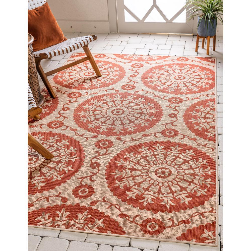 Outdoor Medallion Rug, Terracotta (4' 0 x 6' 0). Picture 2