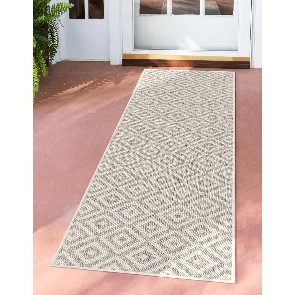Jill Zarin Outdoor Collection Area Rug, Light Gray, 2' 0" x 8' 0", Runner. Picture 2