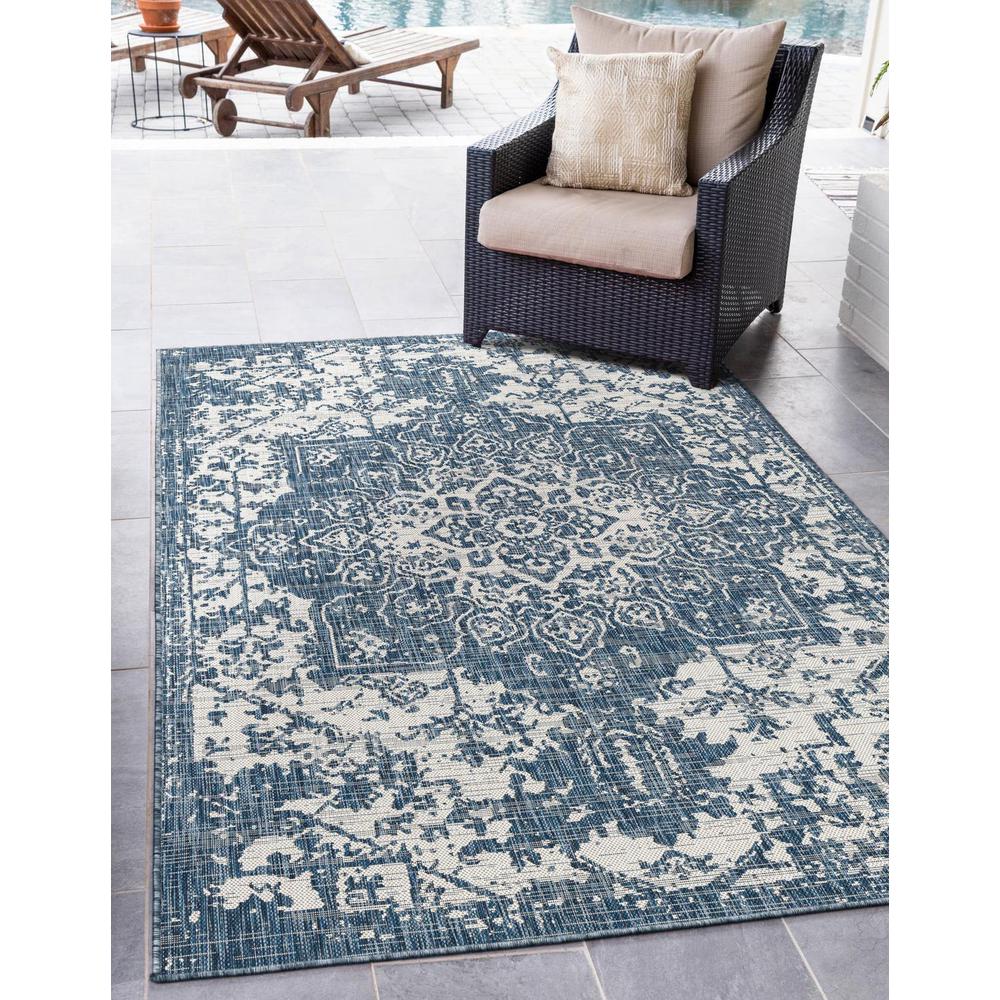 Jill Zarin Outdoor Collection, Area Rug, Blue, 4' 0" x 6' 0" Rectangular. Picture 2