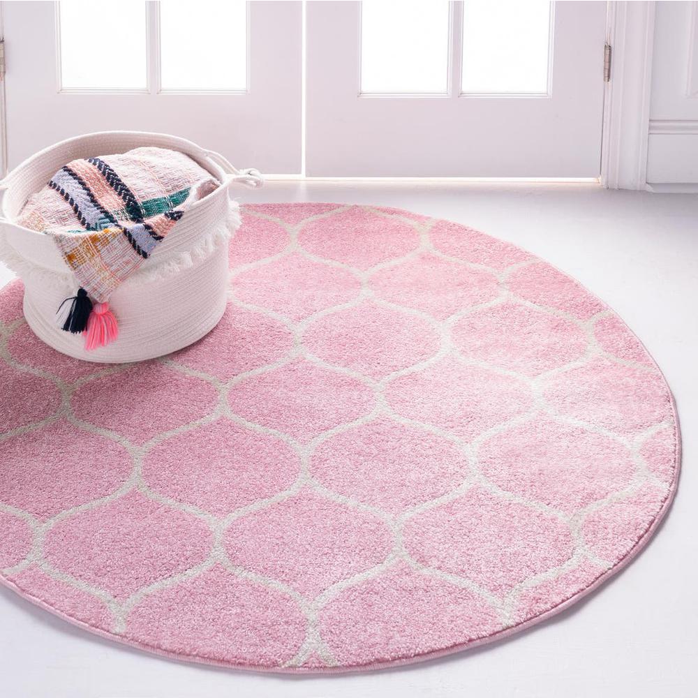 Rounded Trellis Frieze Rug, Pink (4' 0 x 4' 0). Picture 1
