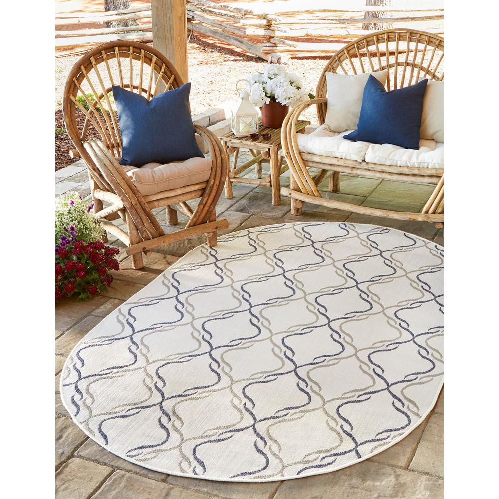 Unique Loom 8x10 Oval Rug in Ivory (3158061). Picture 1