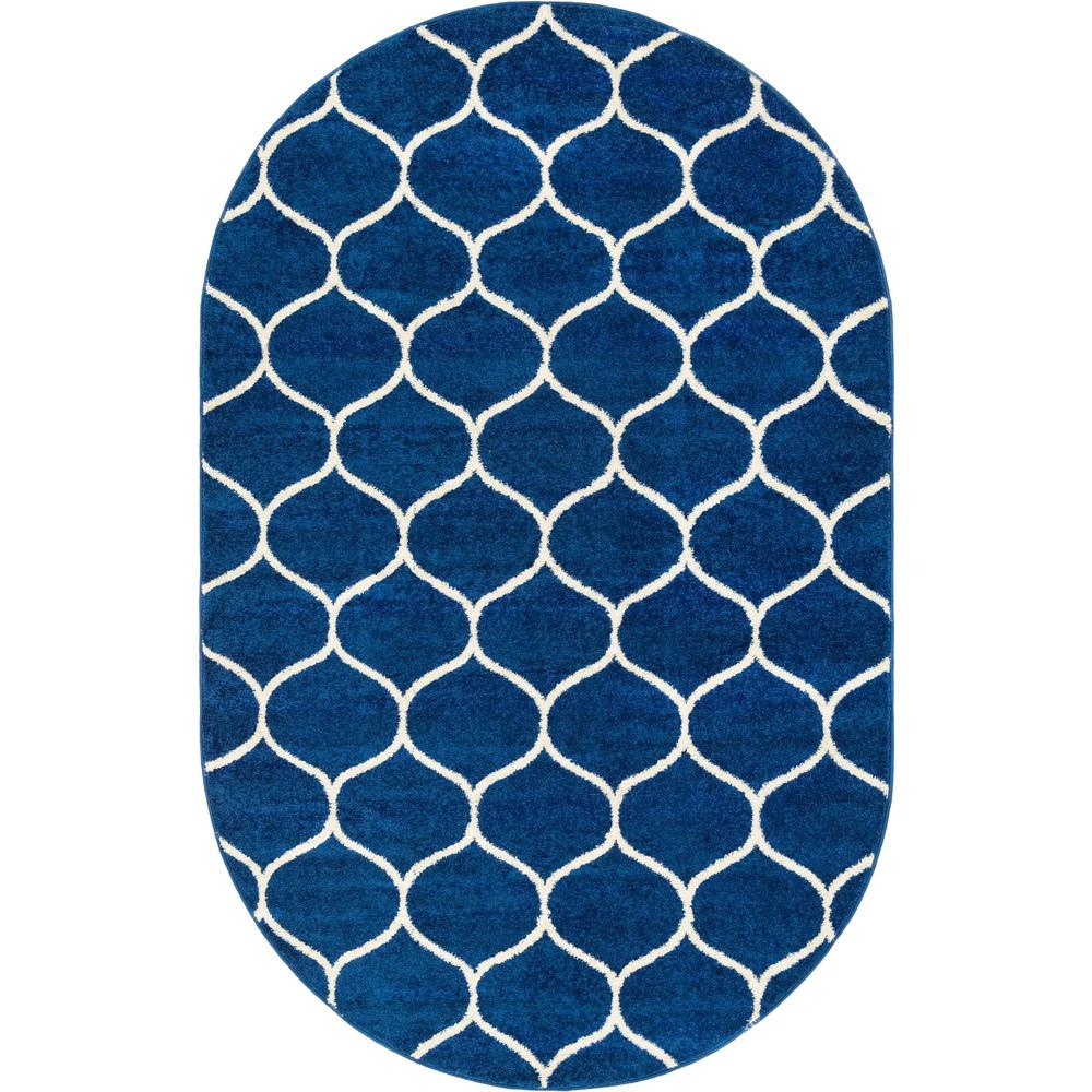 Unique Loom 5x8 Oval Rug in Navy Blue (3151657). Picture 1