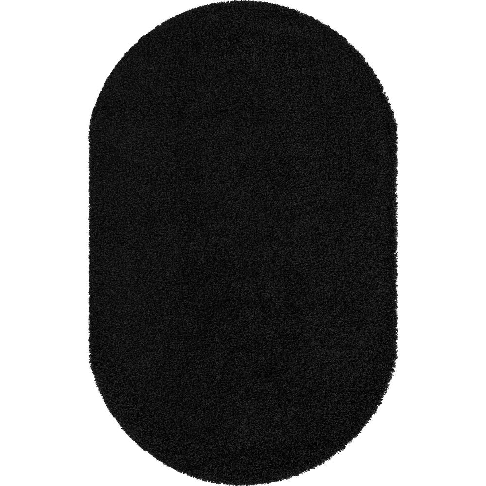 Unique Loom 5x8 Oval Rug in Jet Black (3151367). Picture 1