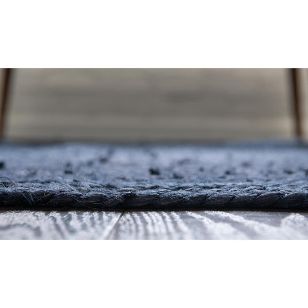 Unique Loom 8 Ft Square Rug in Navy Blue (3153091). Picture 4
