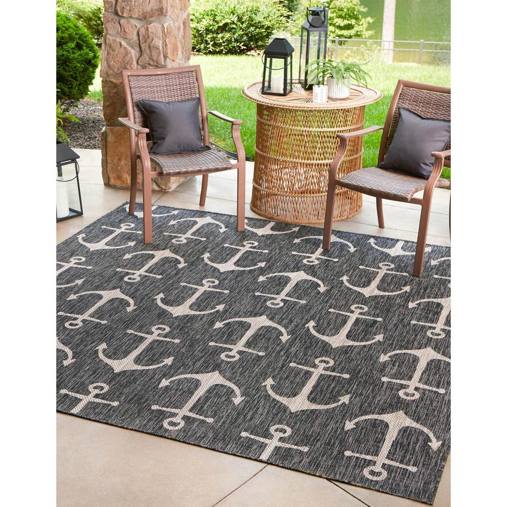 Unique Loom 8 Ft Square Rug in Charcoal (3162734). Picture 1