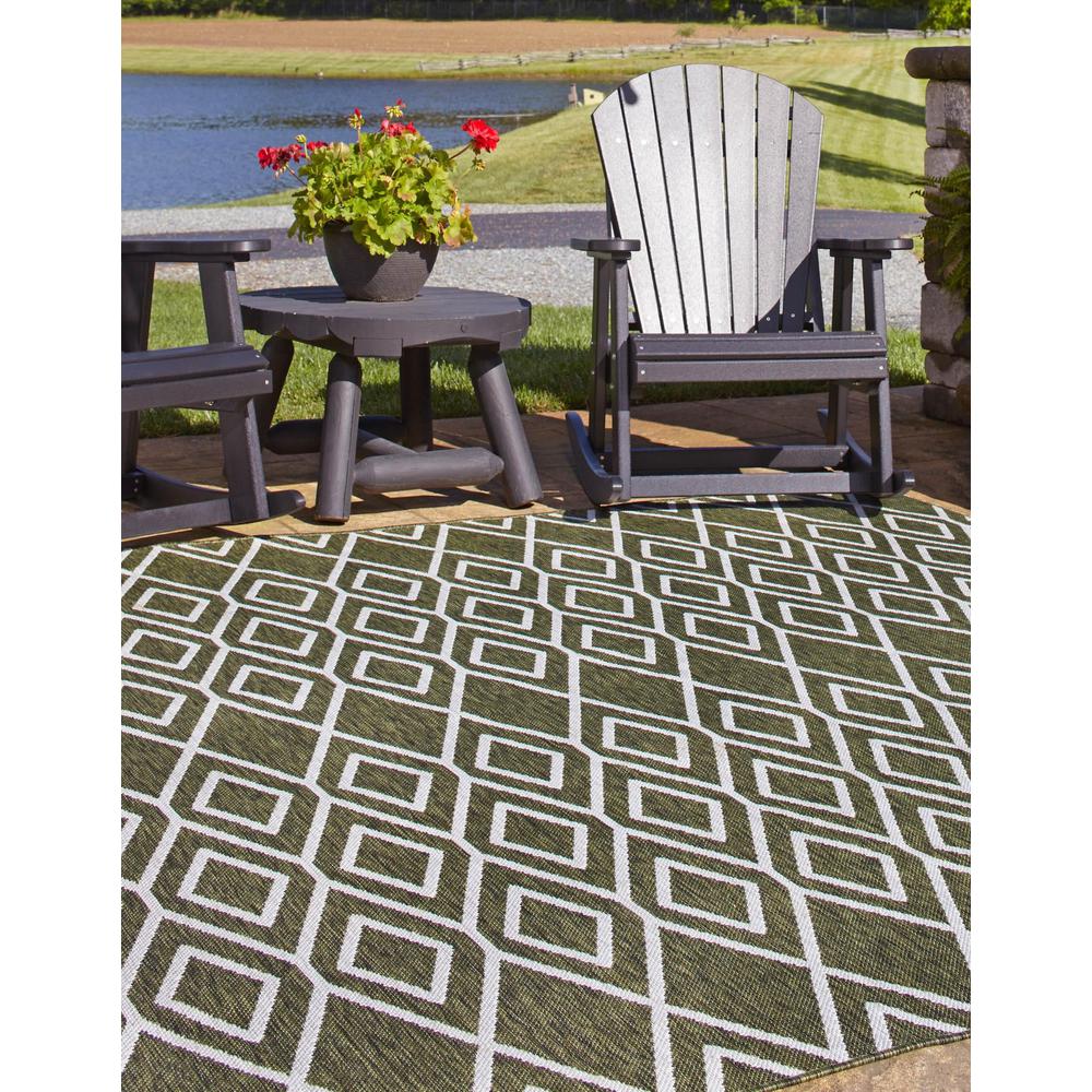 Jill Zarin Outdoor Turks and Caicos Area Rug 7' 10" x 7' 10", Square Green. Picture 3