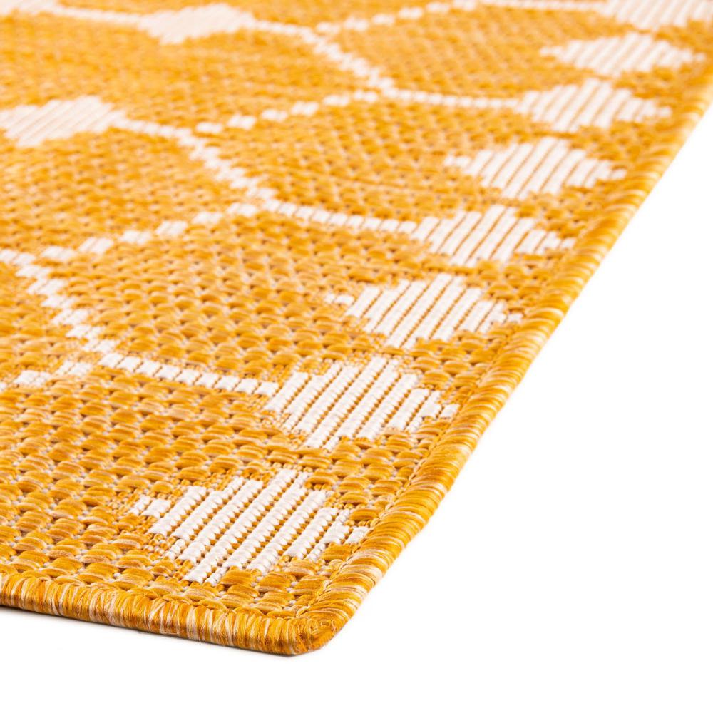 Outdoor Trellis Collection, Area Rug, Yellow, 5' 3" x 7' 10", Rectangular. Picture 8