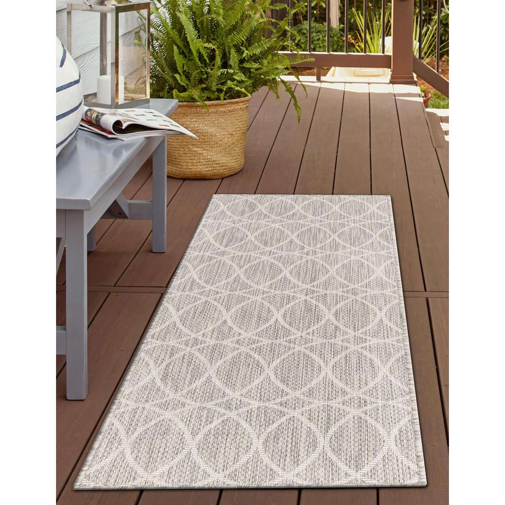 Outdoor Trellis Collection, Area Rug, Light Gray, 2' 0" x 6' 0", Runner. Picture 3