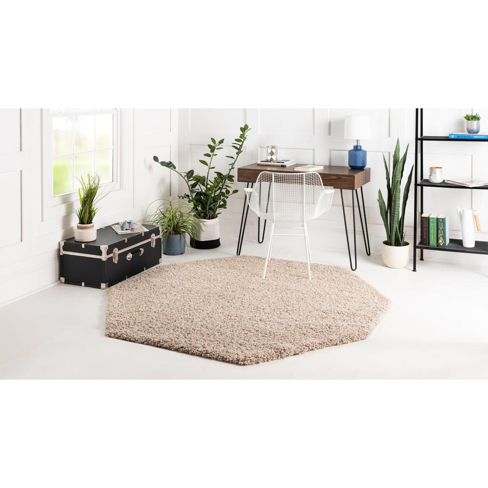 Unique Loom 4 Ft Octagon Rug in Taupe (3151352). Picture 4