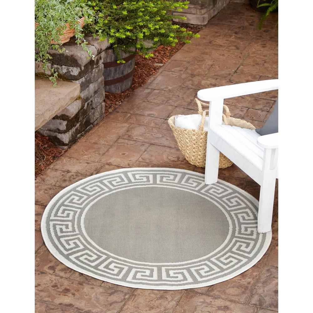 Unique Loom 4 Ft Round Rug in Gray (3157856). Picture 1