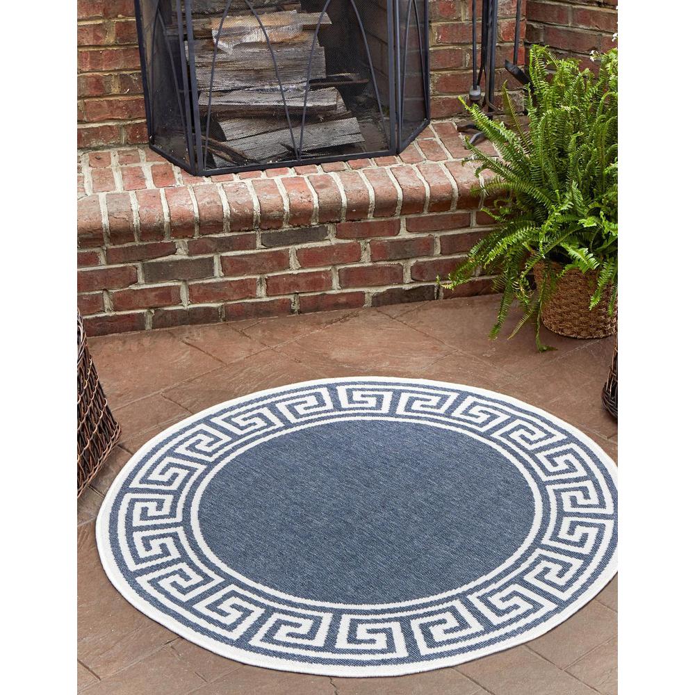 Unique Loom 4 Ft Round Rug in Navy Blue (3157846). Picture 1