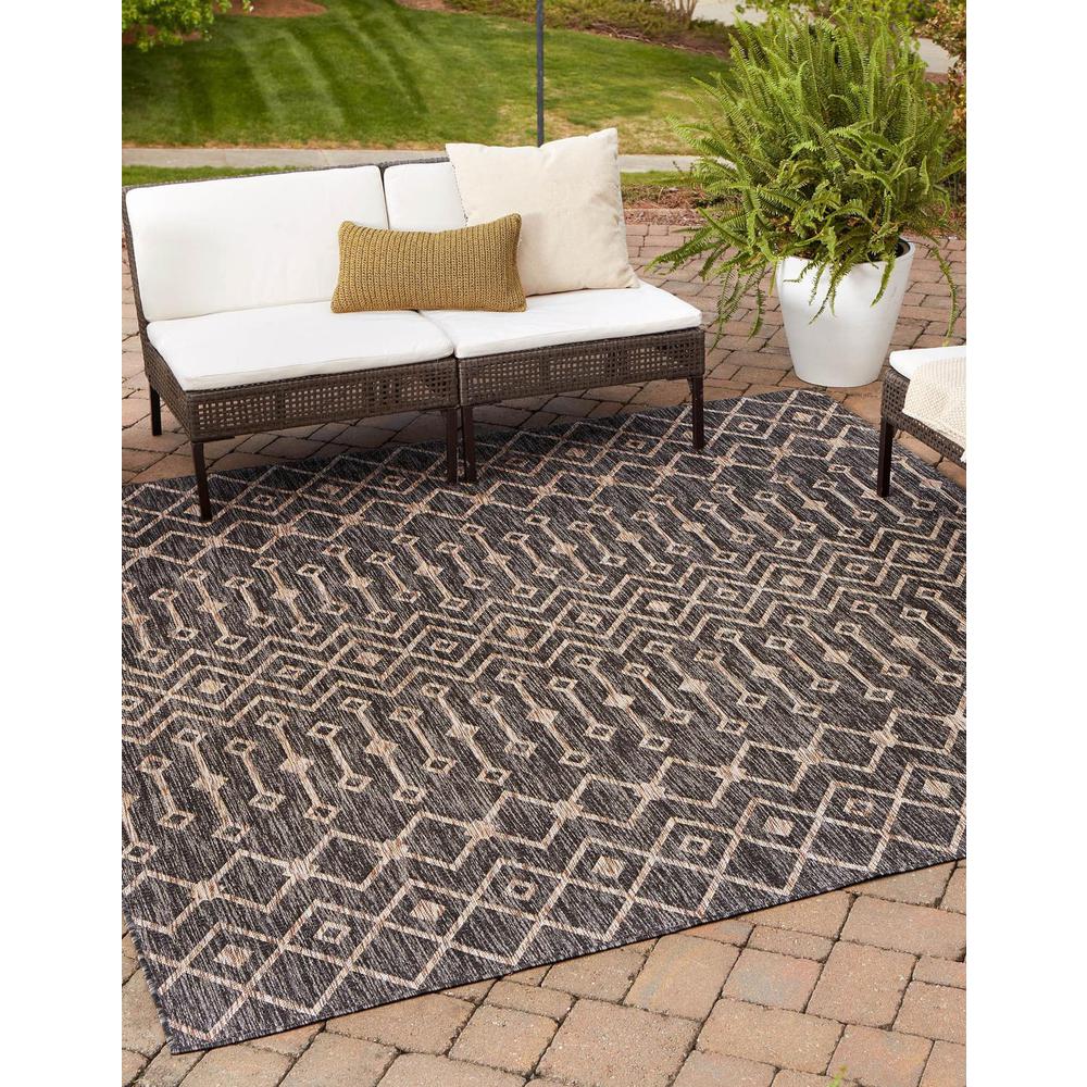 Unique Loom 5 Ft Square Rug in Charcoal Gray (3159564). Picture 1