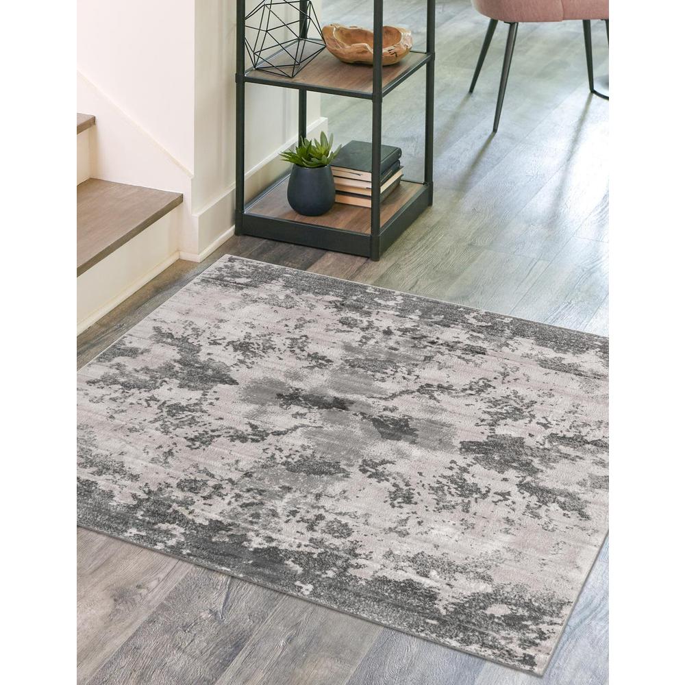 Unique Loom 8 Ft Square Rug in Light Gray (3158305). Picture 1