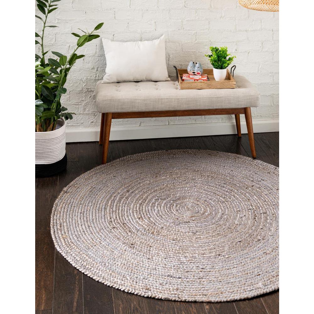 Unique Loom 5 Ft Round Rug in Gray (3153083). Picture 1