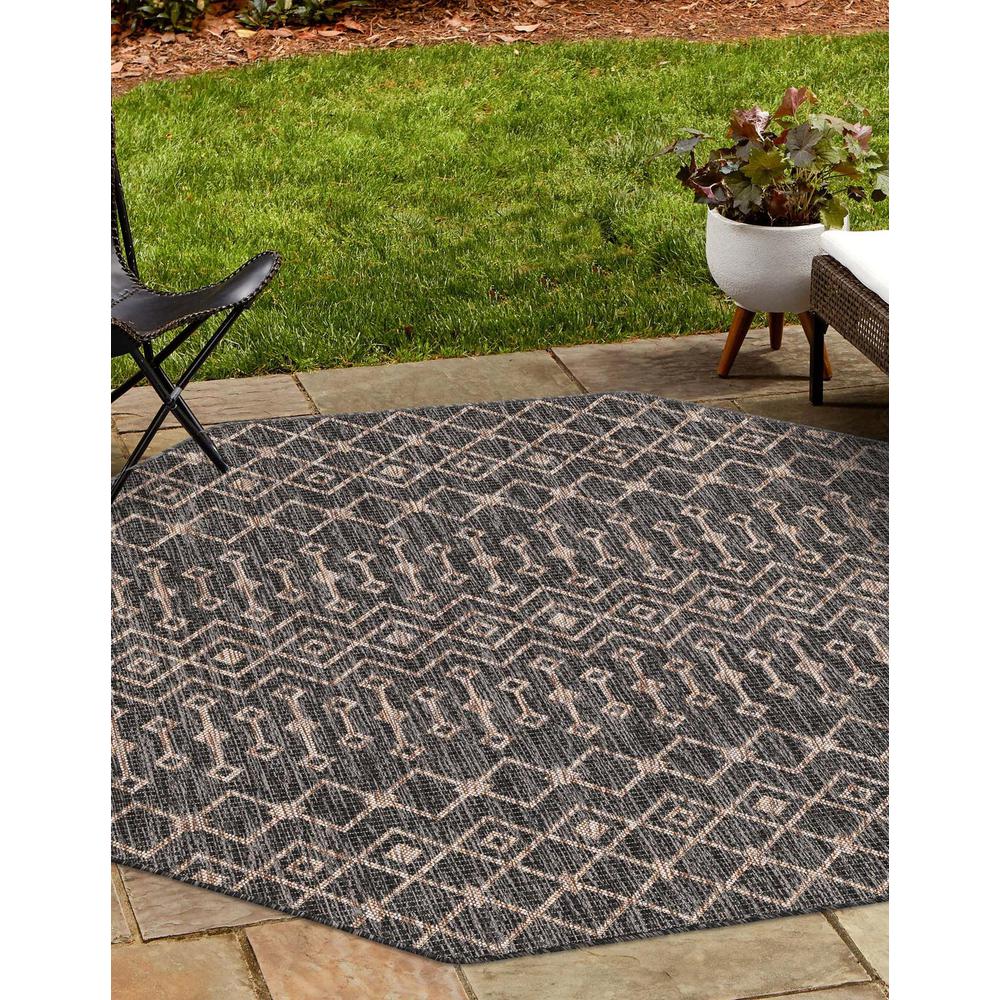 Unique Loom 5 Ft Octagon Rug in Charcoal Gray (3159569). Picture 1