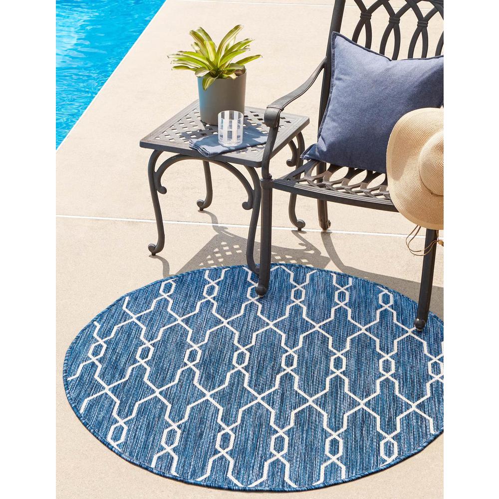 Outdoor Links Trellis Rug, Navy Blue/Ivory (4' 0 x 4' 0). Picture 1