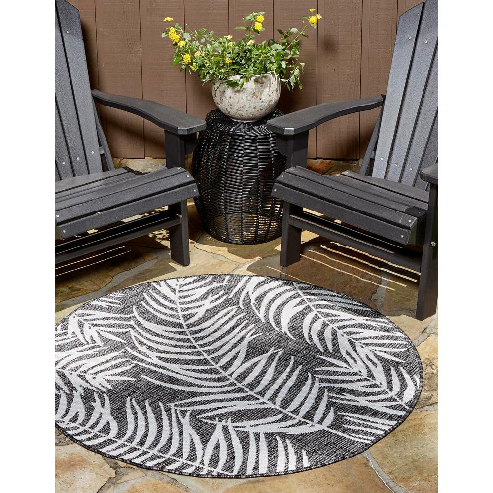 Outdoor Palm Rug, Black/Ivory (4' 0 x 4' 0). Picture 1