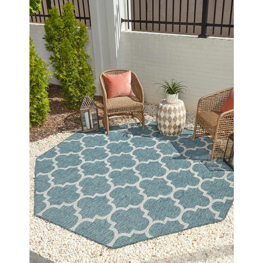 Unique Loom 8 Ft Octagon Rug in Teal (3152095). Picture 1