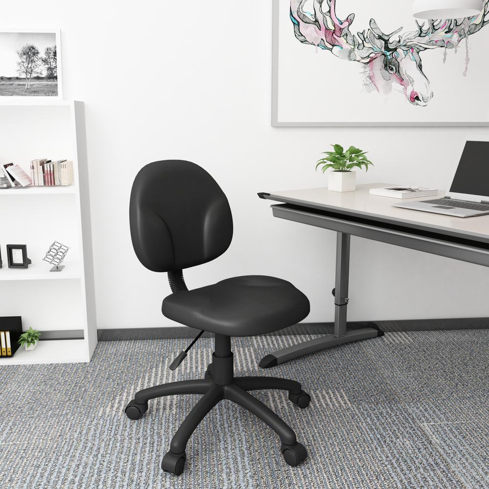 Boss Diamond Task Chair In Black Caressoft. Picture 2